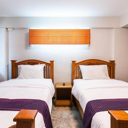 בנגקוק Go Inn Khaosan Road1 โกอินน์ ตรอกข้าวสาร1 מראה חיצוני תמונה