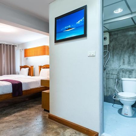 בנגקוק Go Inn Khaosan Road1 โกอินน์ ตรอกข้าวสาร1 מראה חיצוני תמונה